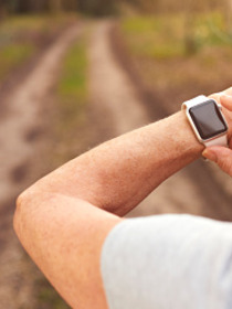 Smartwatch oder Fitnesstracker kaufen: Worauf achten?