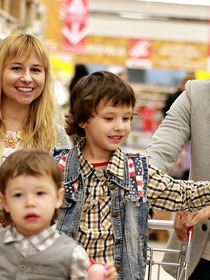 TOP 10 besten Geschäfte, wo man mit Kindern zum Einkaufen geht
