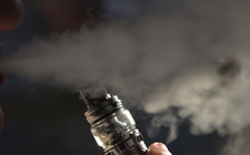 Was ist der Unterschied zwischen Tabakerhitzern und E-Zigaretten?